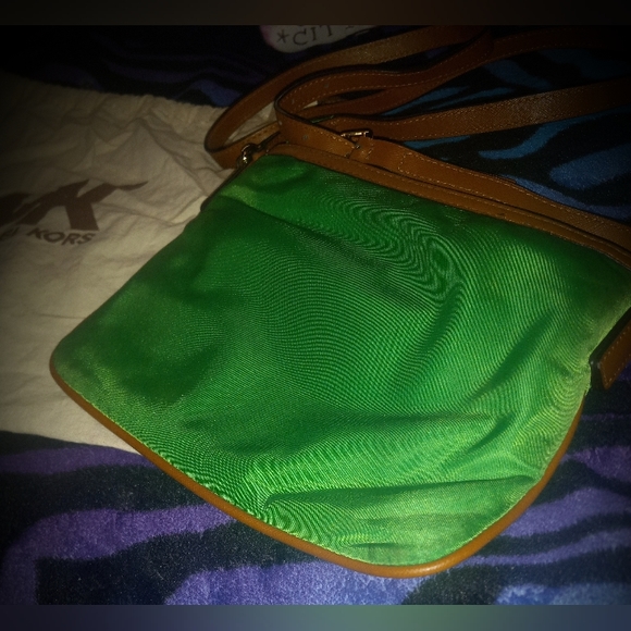 Michael Kors Kempton Palm Green Nylon Cross Body - Picture 7 of 8
